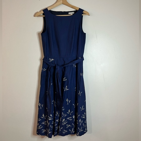 L.L. Bean Signature Blue Sleeveless Fit & Flare Midi Dress w/ Bird Print Size 0 - Picture 7 of 16